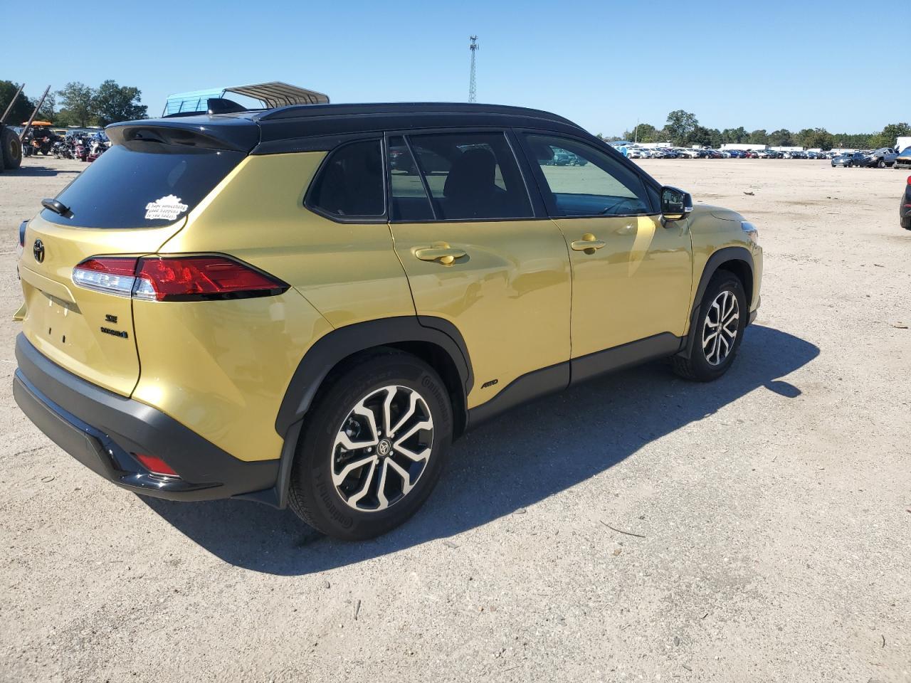 2024 Toyota Corolla Cross Se - Image 3