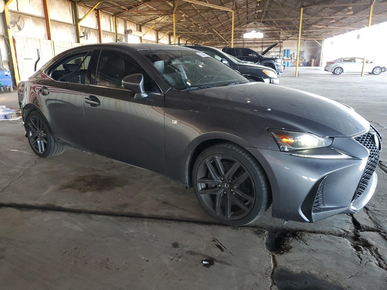 2018 Lexus Is 300 - Фото 4