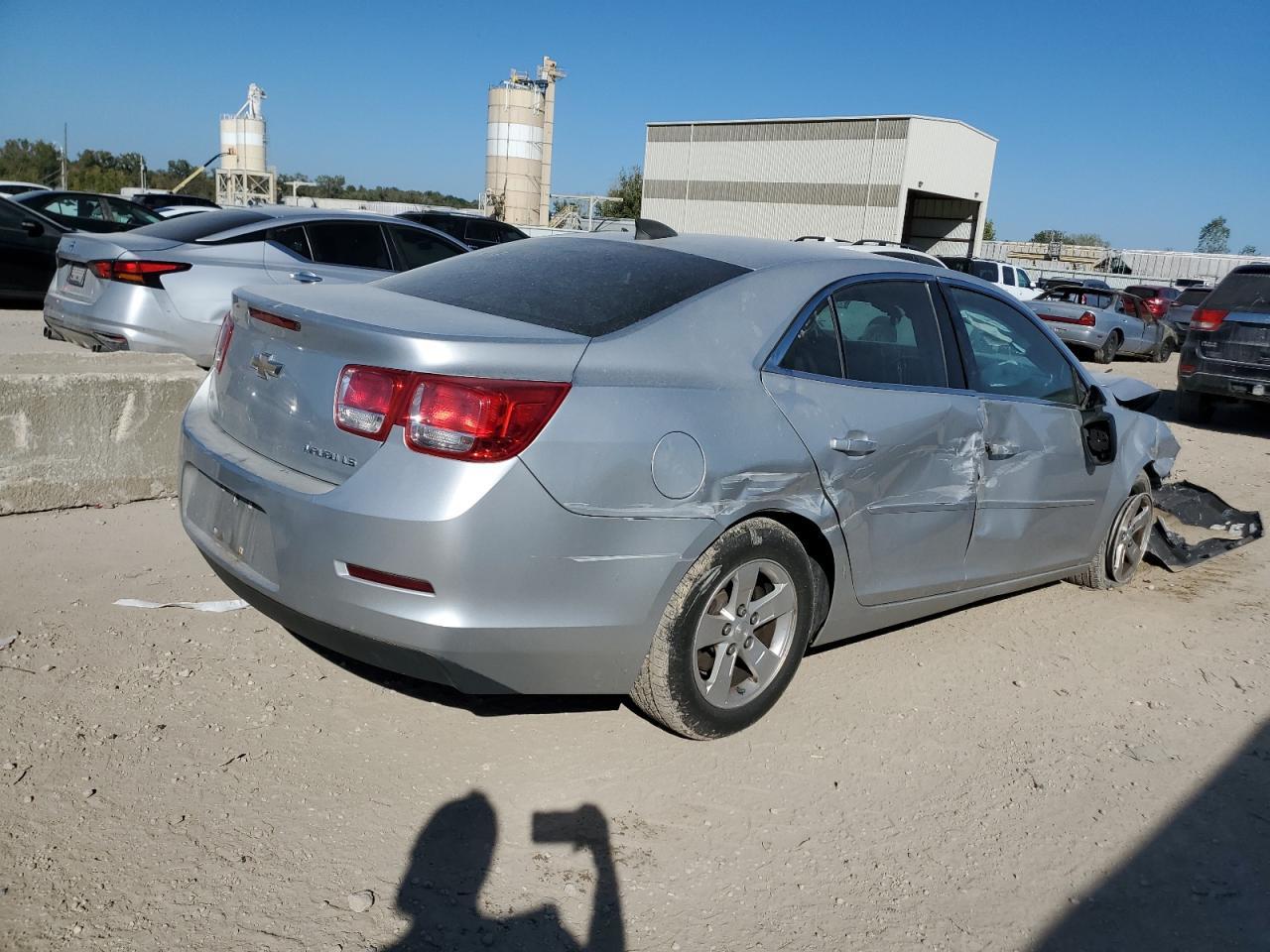 2015 Chevrolet Malibu Ls - Фото 3