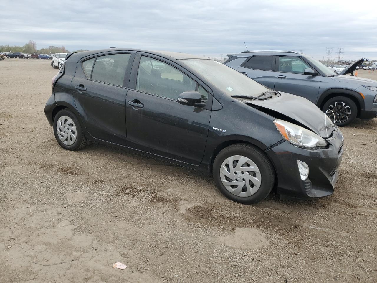 2016 Toyota Prius C Two - Image 4