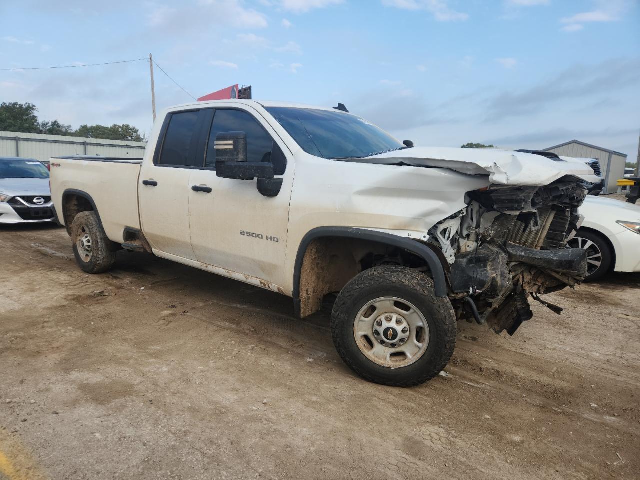 2017 Chevrolet Silverado K2500 Heavy Duty - Image 4