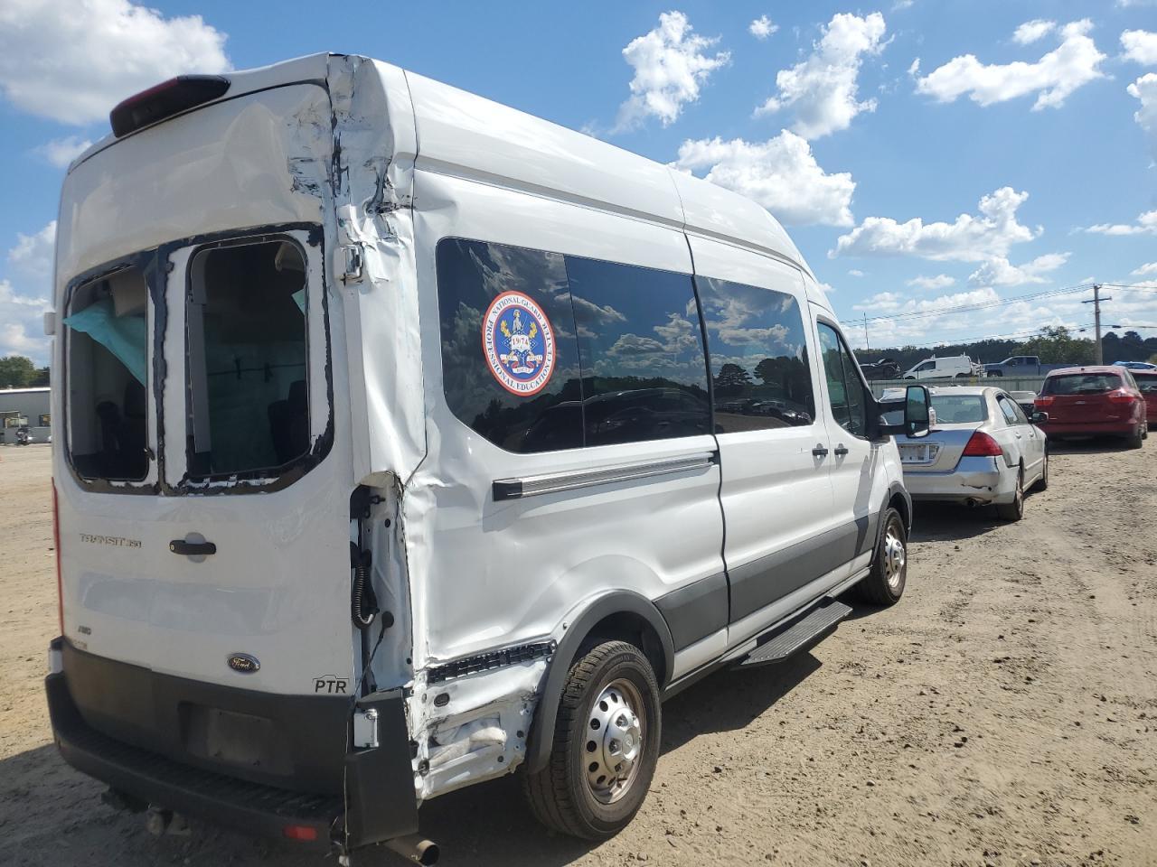 2024 Ford Transit T-350 - Фото 3