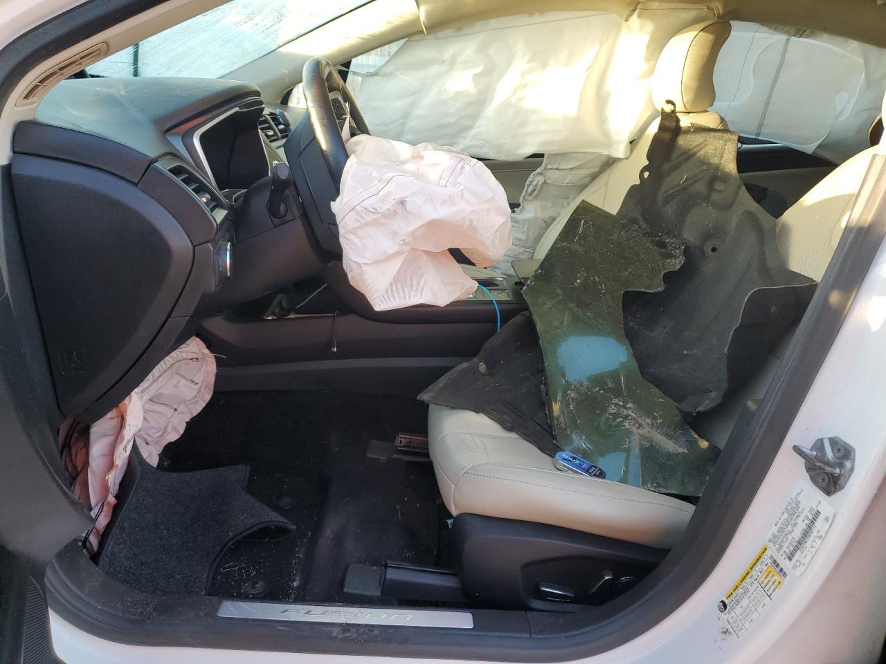 2017 Ford Fusion Titanium Hev - Фото 7