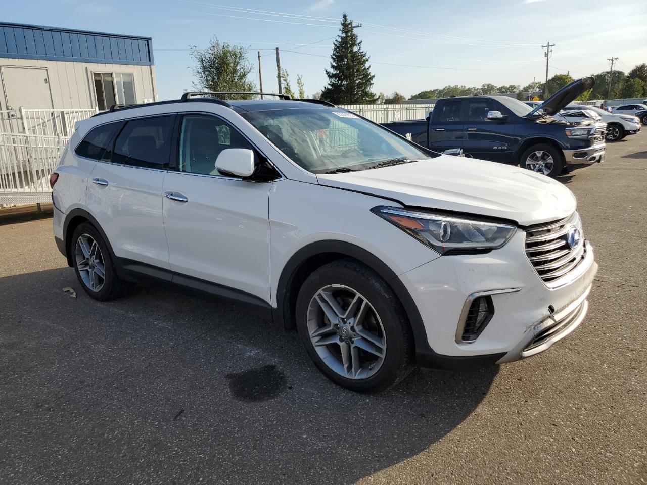 2018 Hyundai Santa Fe Se Ultimate - Image 4