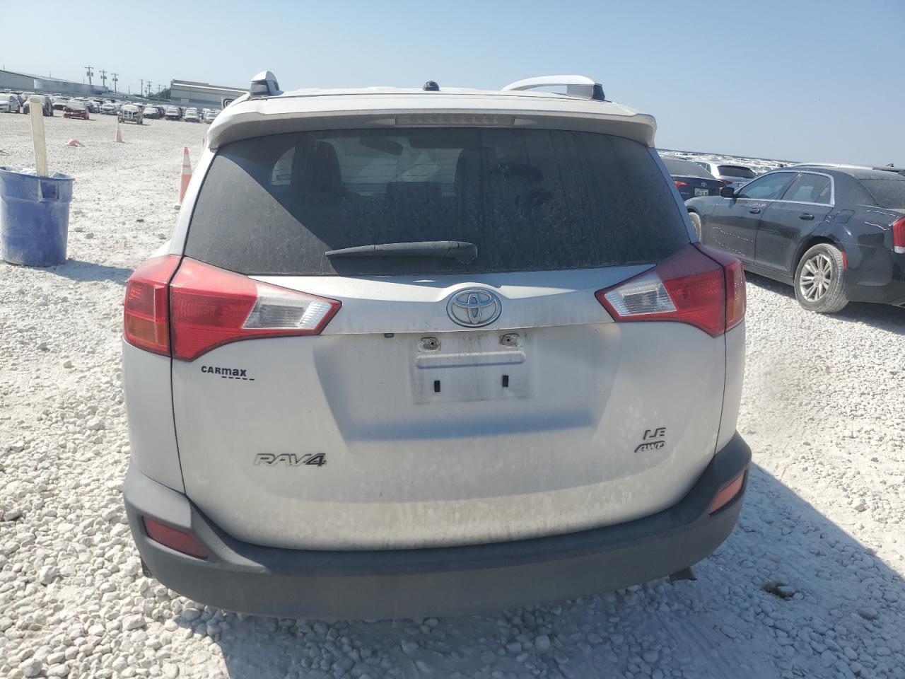 2015 Toyota Rav4 Le - Image 6