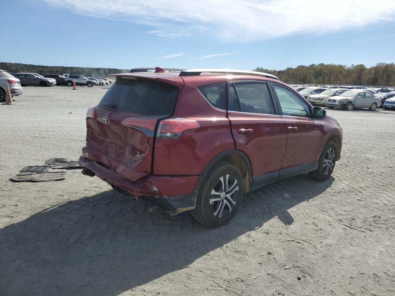 2018 Toyota Rav4 Le - Image 3