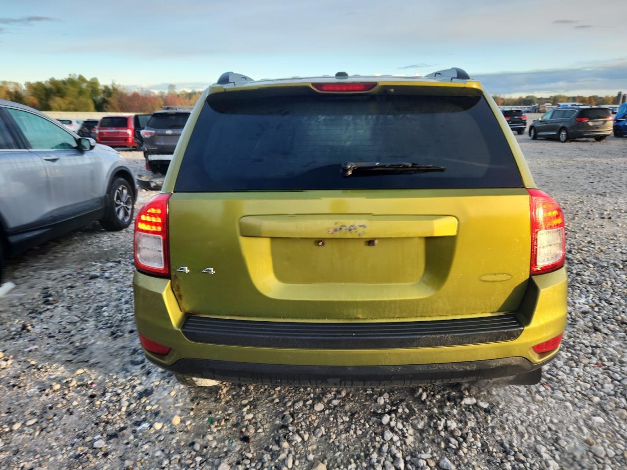 2012 Jeep Compass - Фото 6
