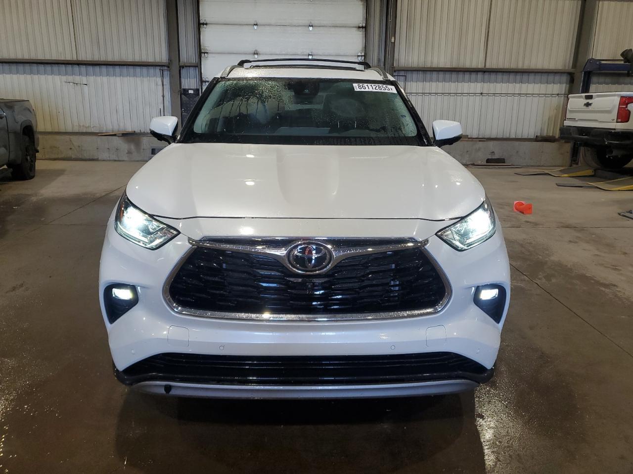 2023 Toyota Highlander L - Фото 5