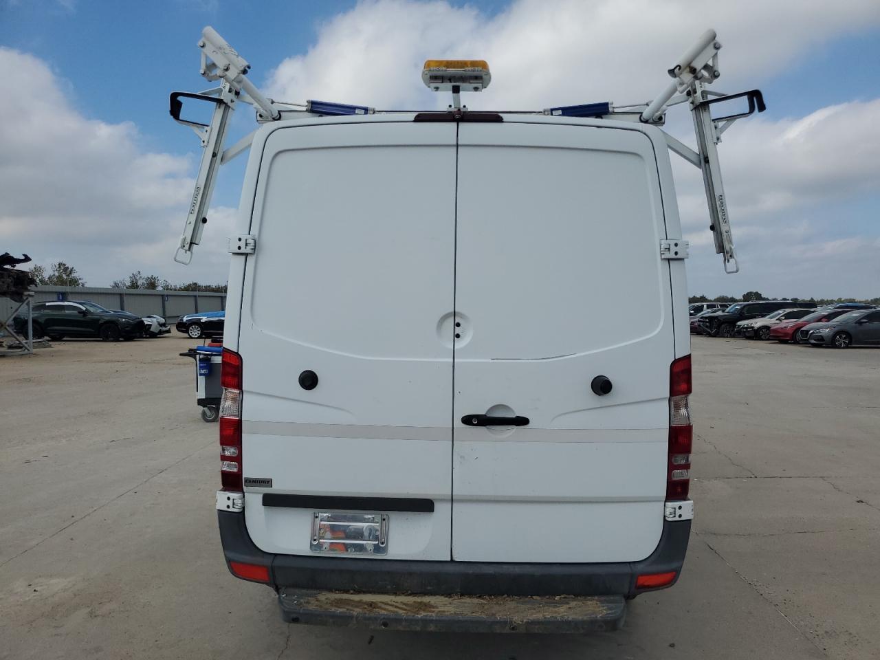 2015 Mercedes Benz Sprinter 2500 Delivery Van Van - Image 6