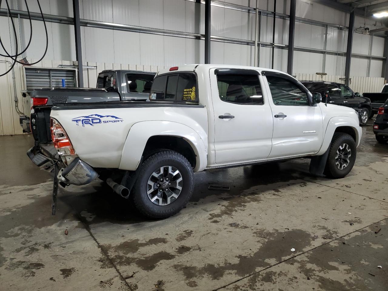 2009 Toyota Tacoma Double Cab - Фото 3