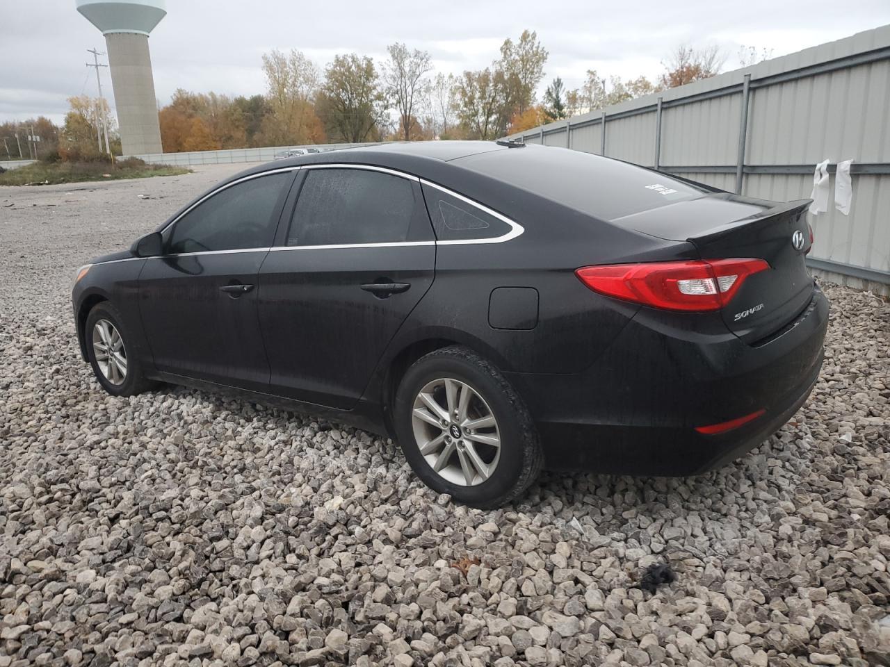 2017 Hyundai Sonata Se - Фото 2
