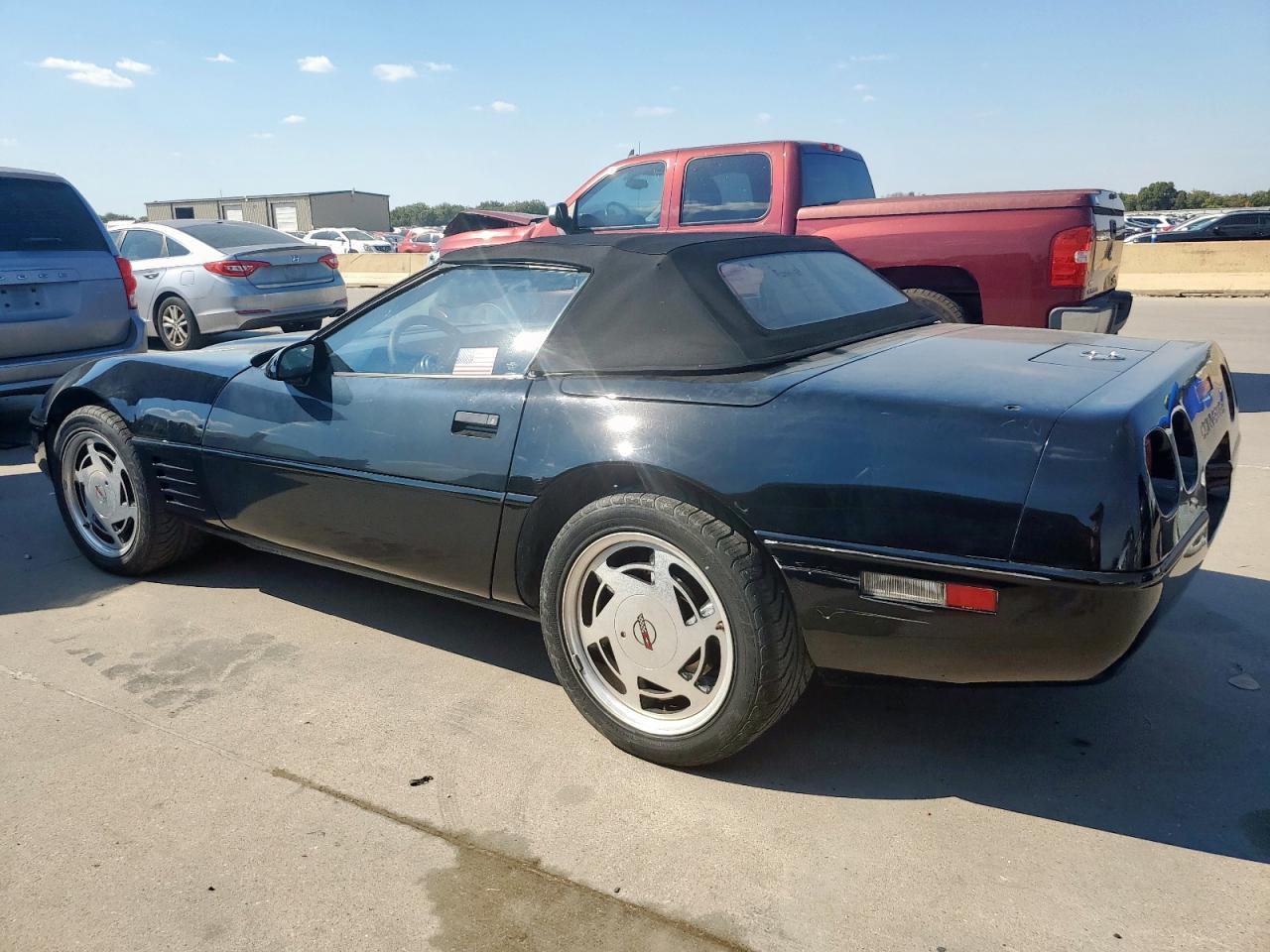 1988 Chevrolet Corvette - Фото 2