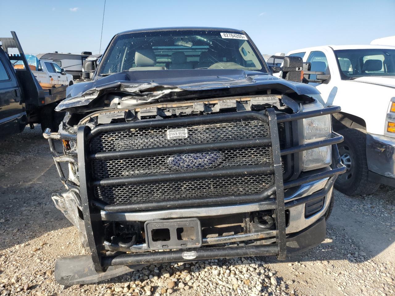 2016 Ford F250 Truck Cab And Chassis - Фото 5