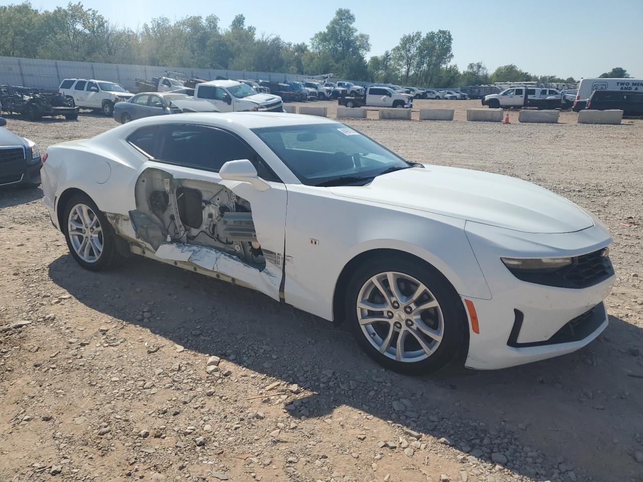 2019 Chevrolet Camaro Ls - Фото 4