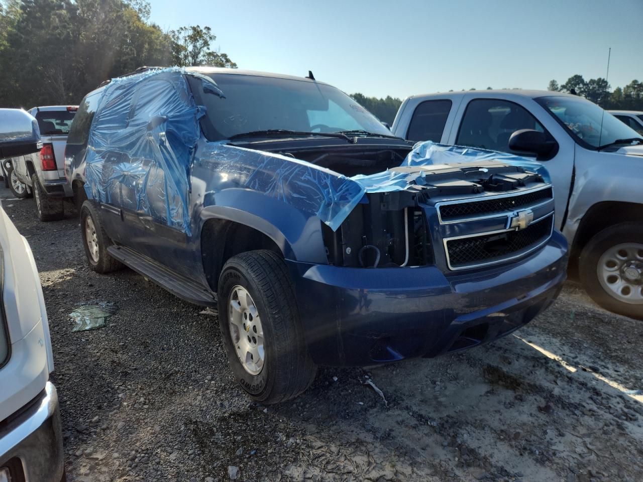 2011 Chevrolet Tahoe C1500 Ls - Image 4