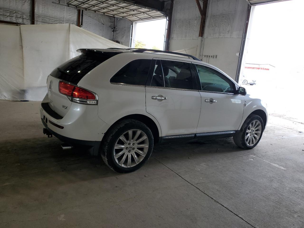 2011 Lincoln Mkx - Image 3