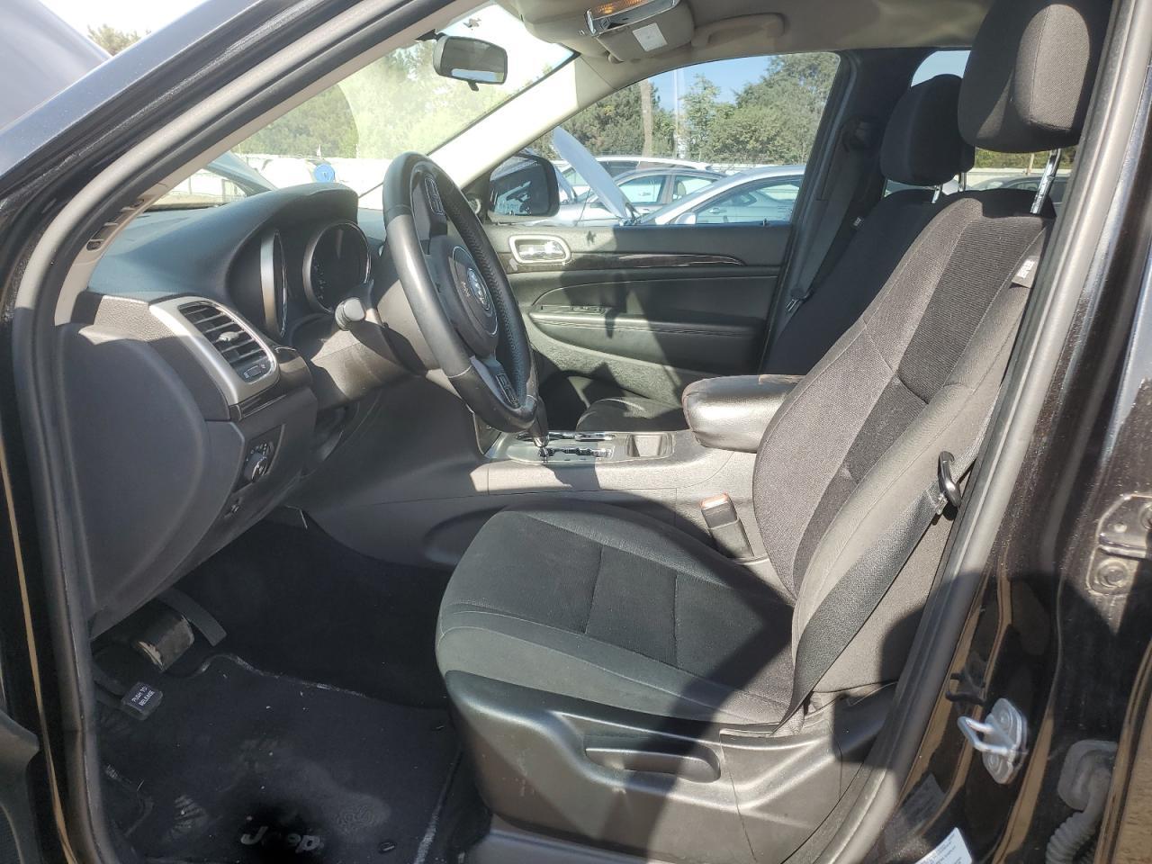 2013 Jeep Grand Cherokee Laredo - Image 7