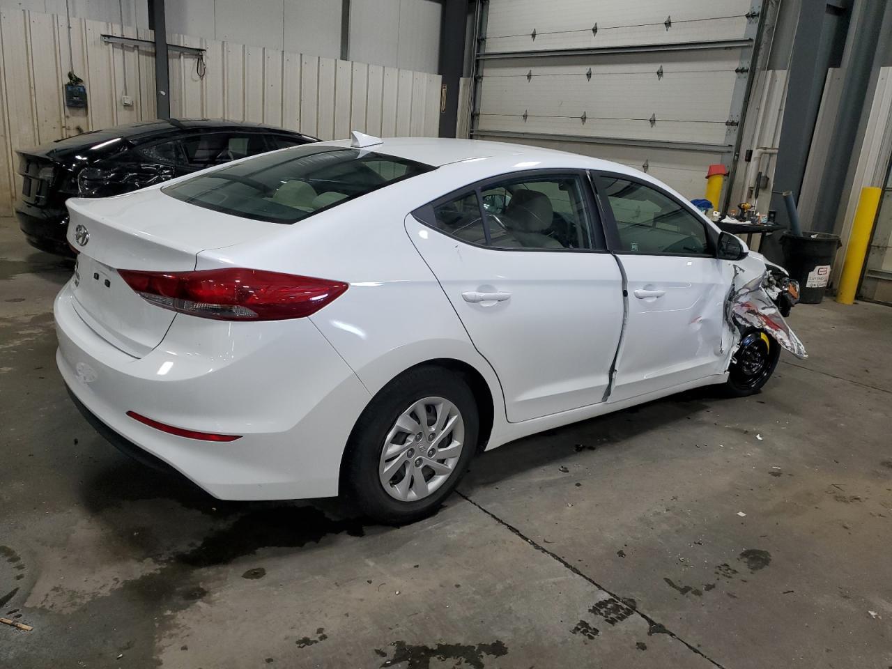 2017 Hyundai Elantra Se - Фото 3