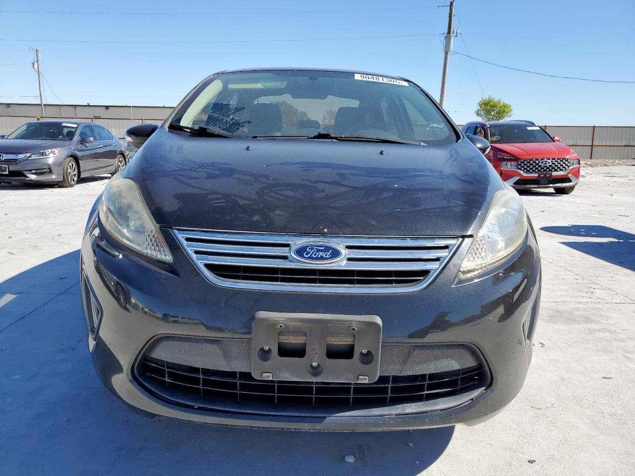 2013 Ford Fiesta Se - Фото 5