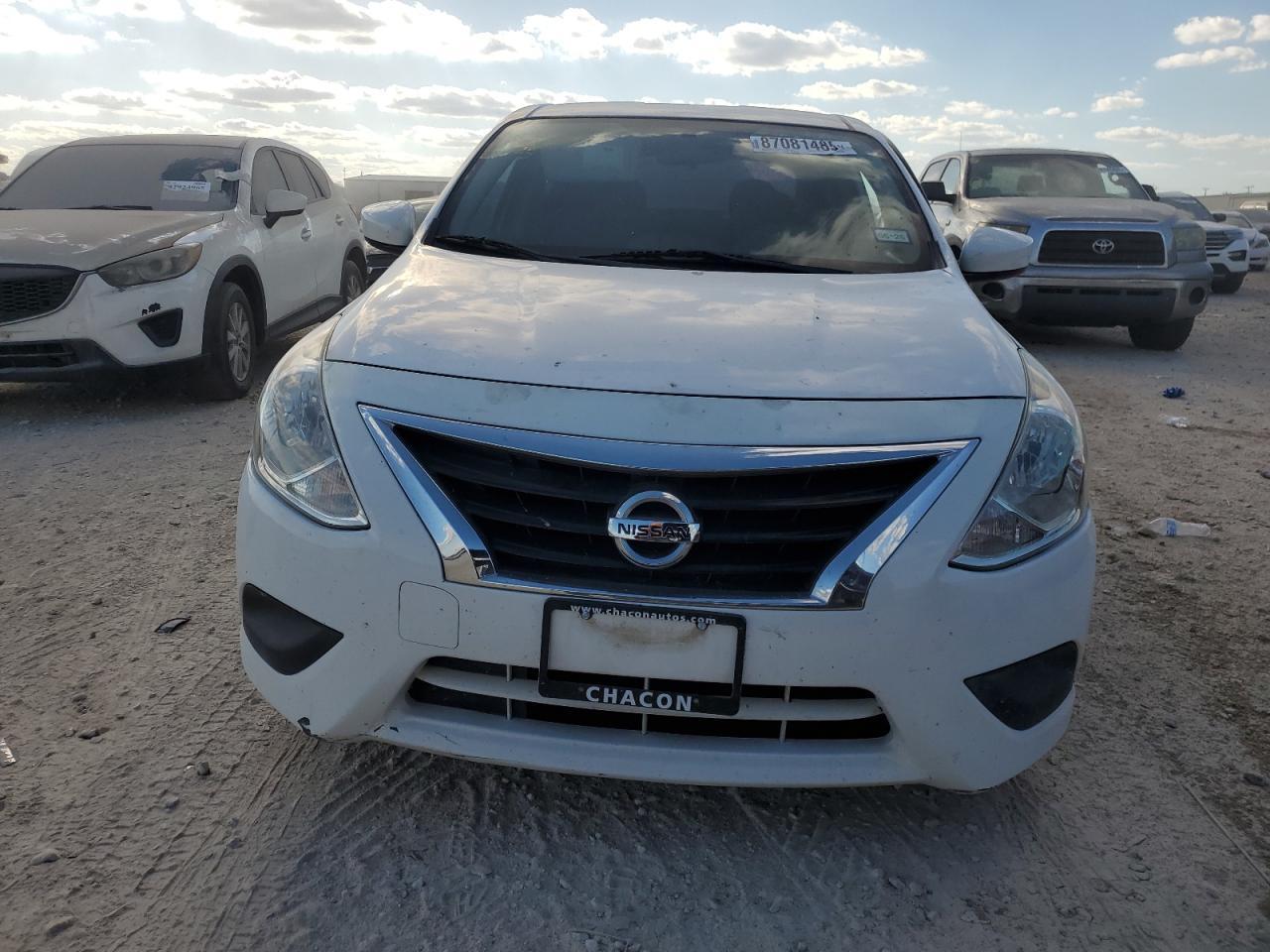 2019 Nissan Versa S - Фото 5