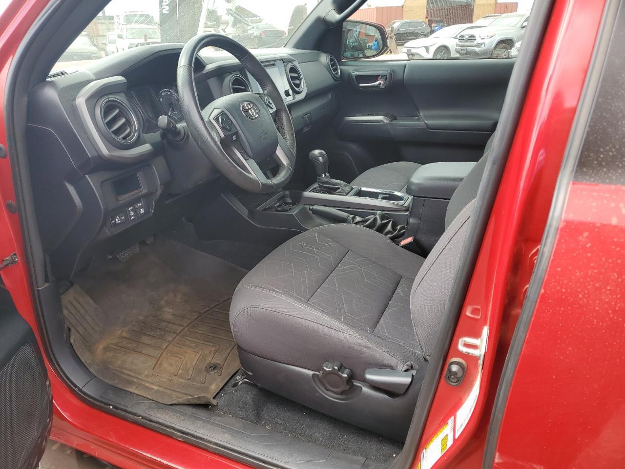 2017 Toyota Tacoma Double Cab - Image 7