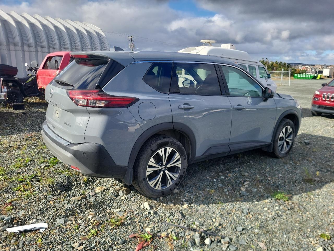 2021 Nissan Rogue Sv - Image 3