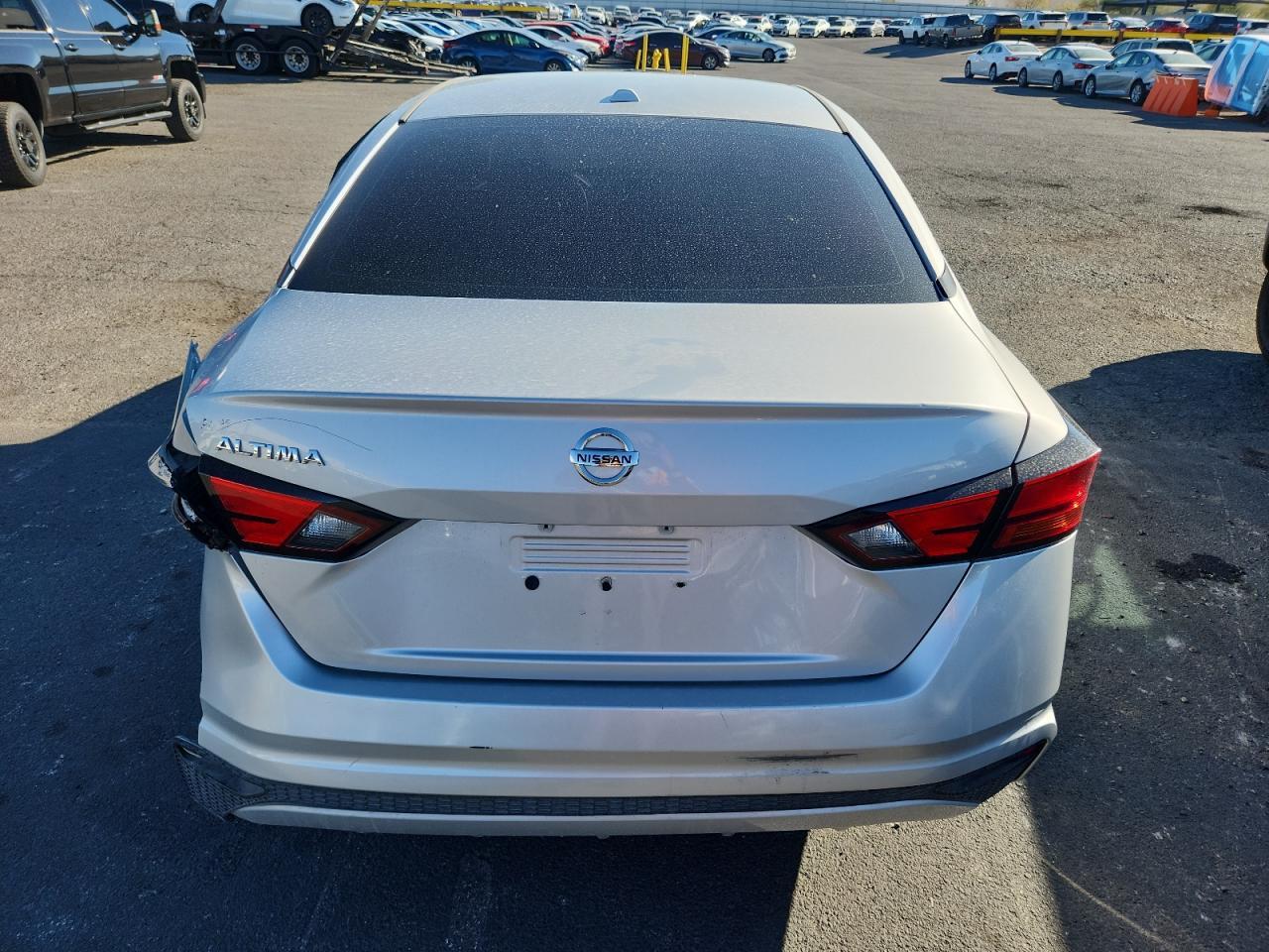 2019 Nissan Altima S - Image 6