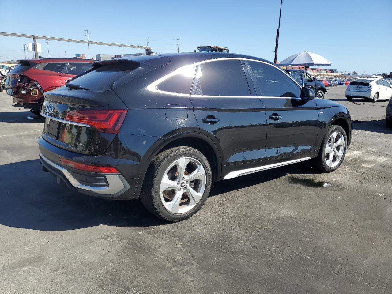 2021 Audi Q5 Sportback Premium Plus - Фото 3