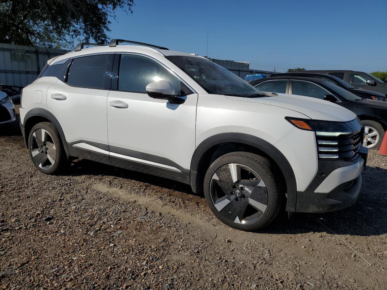 2025 Nissan Kicks Sr - Фото 4