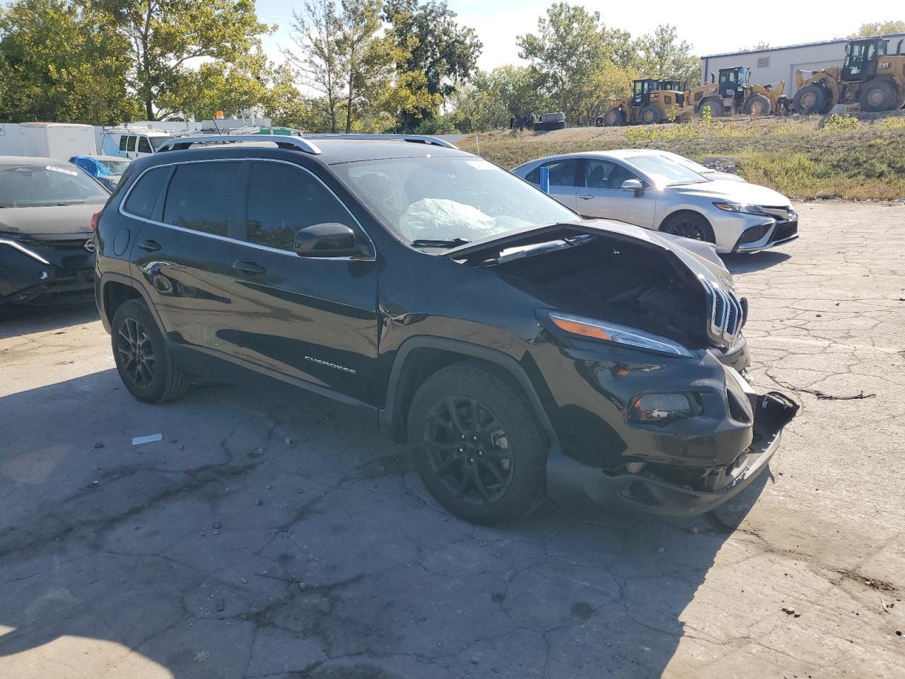 2018 Jeep Cherokee Latitude - Image 4
