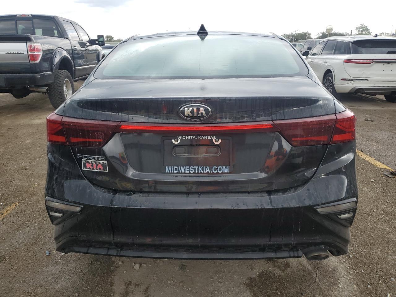 2021 Kia Forte Fe - Фото 6
