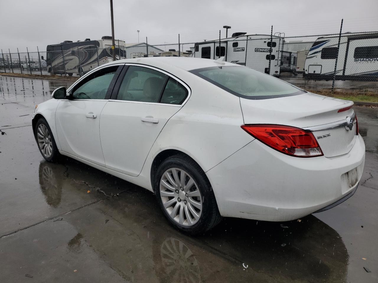 2012 Buick Regal - Image 2