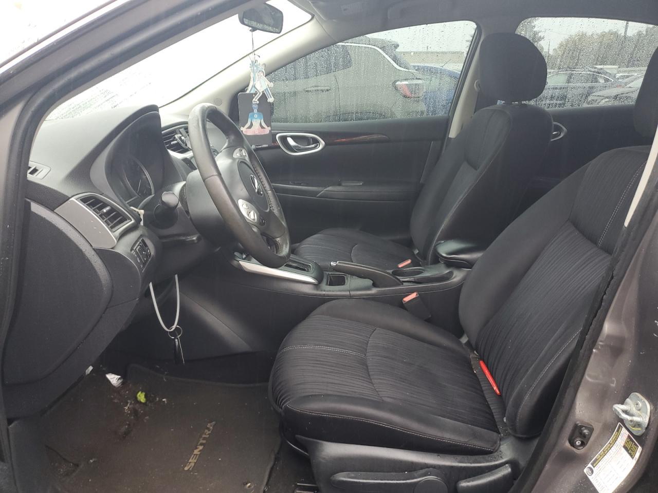 2016 Nissan Sentra S - Image 7