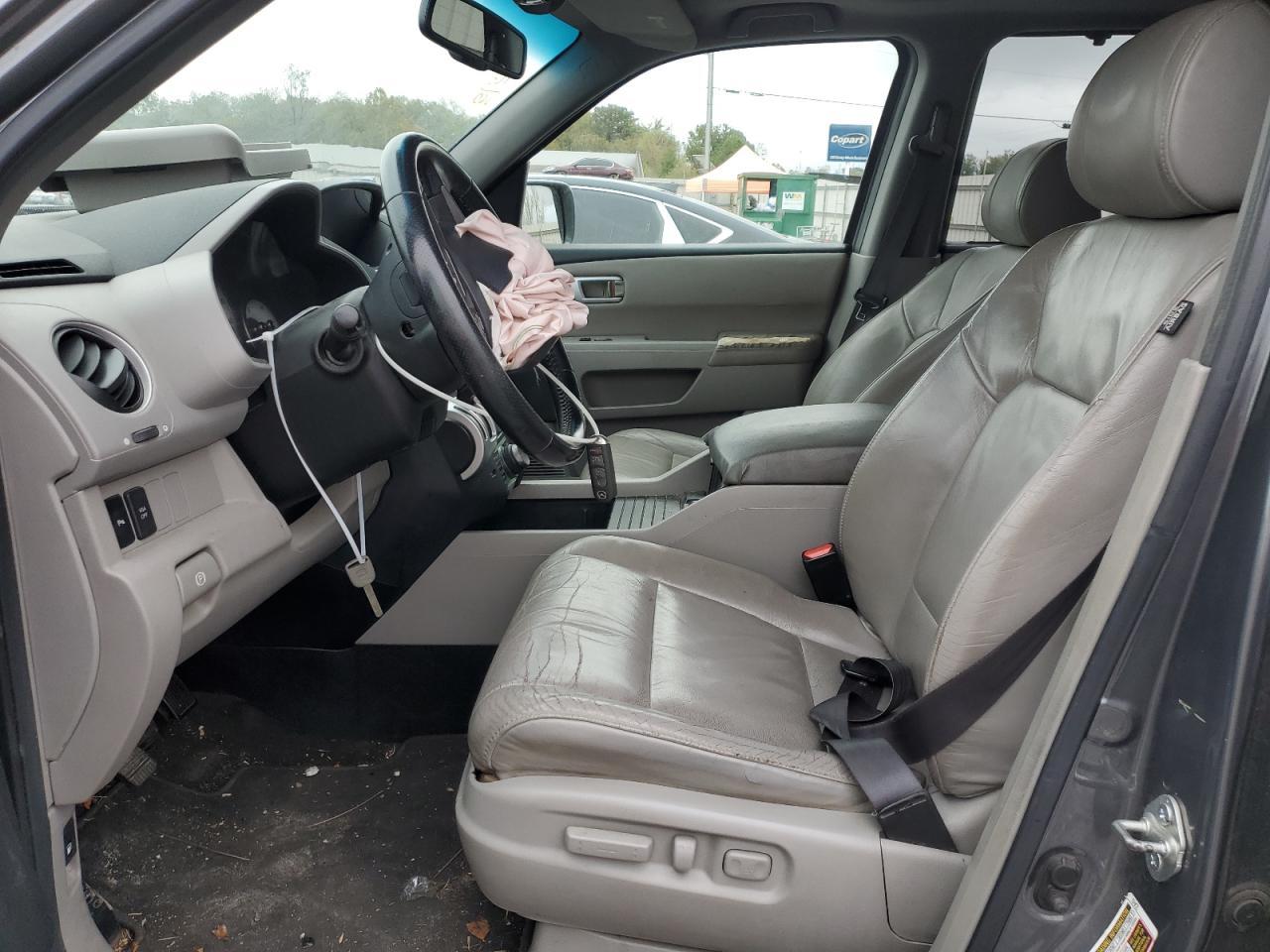 2010 Honda Pilot Touring - Image 7