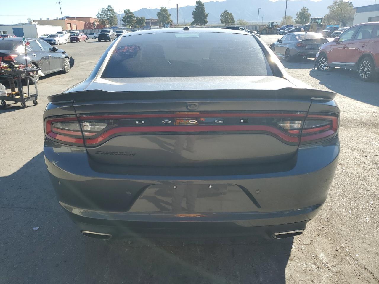 2019 Dodge Charger Sxt - Image 6