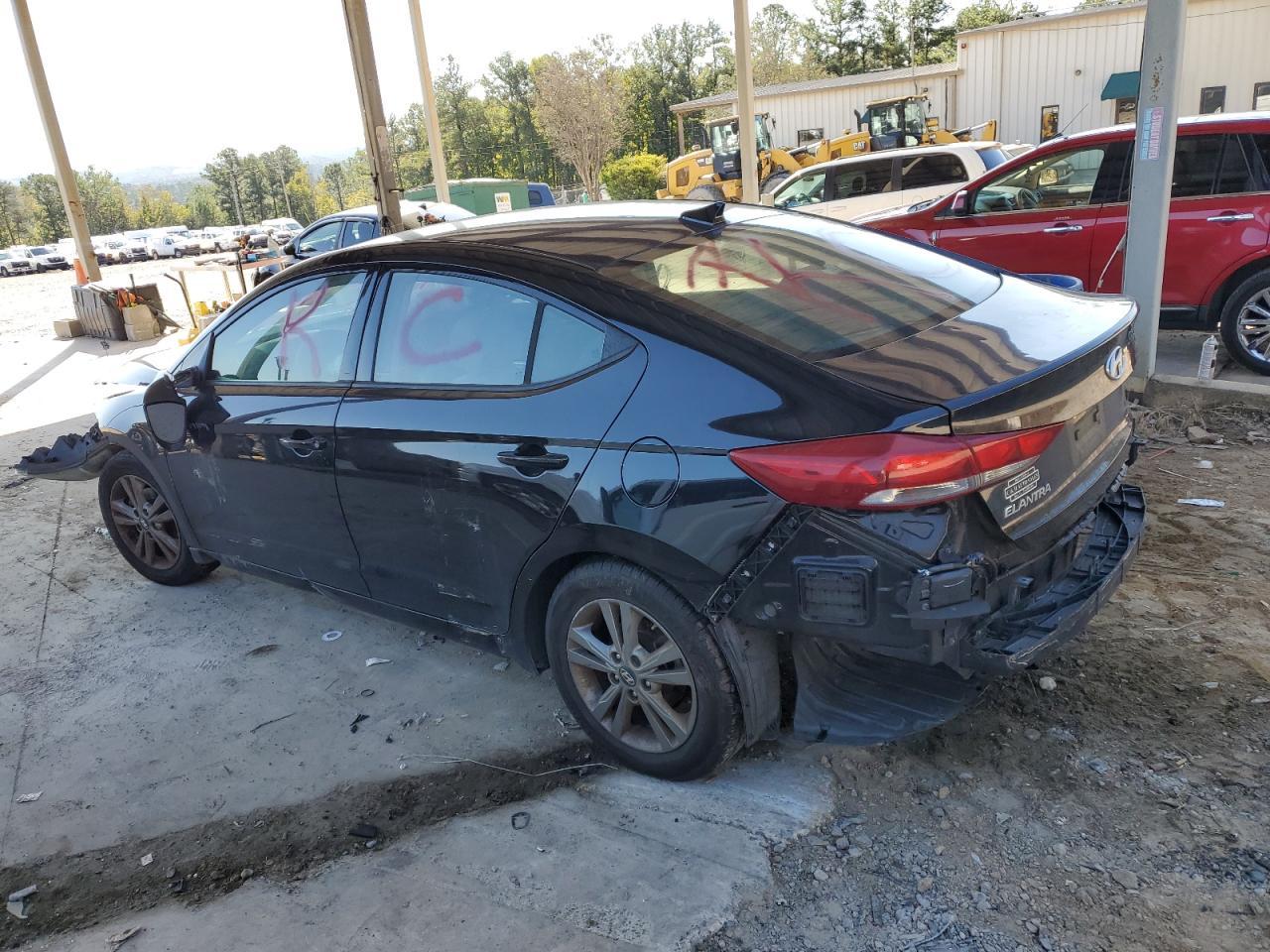 2018 Hyundai Elantra Sel - Фото 2