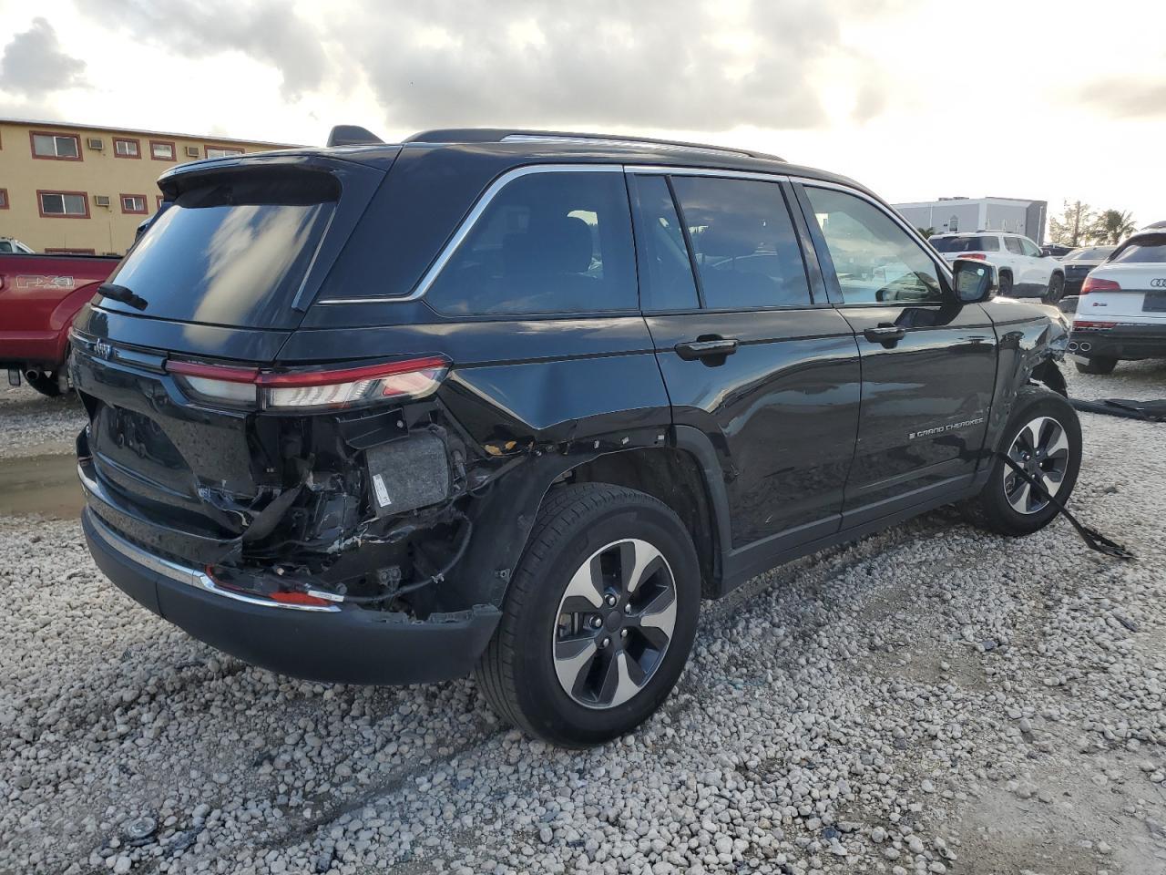 2023 Jeep Grand Cherokee Limited 4Xe - Фото 3