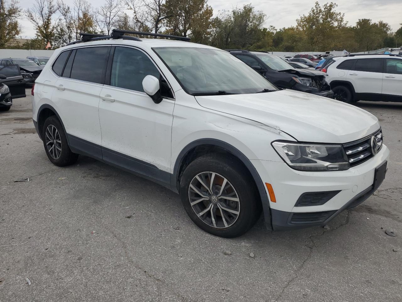 2019 Volkswagen Tiguan Se - Фото 4
