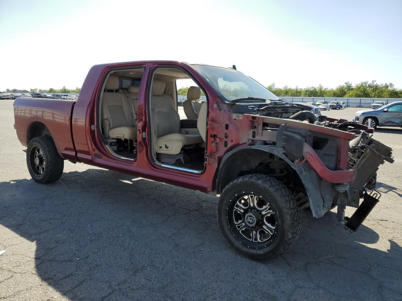 2013 Ram 2500 Laramie - Image 4