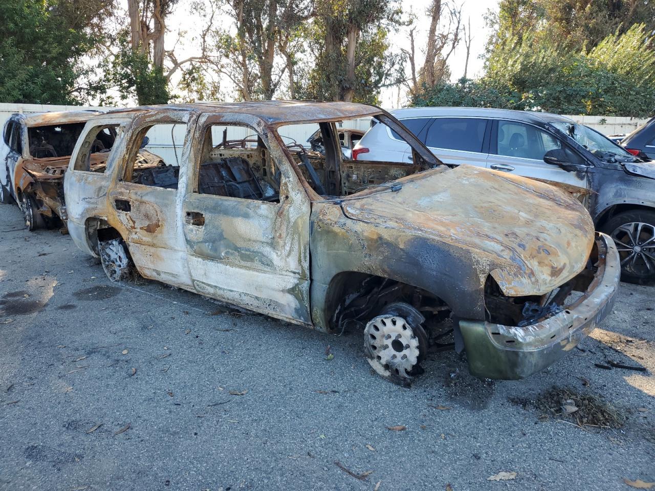 2001 GMC Yukon - Image 4