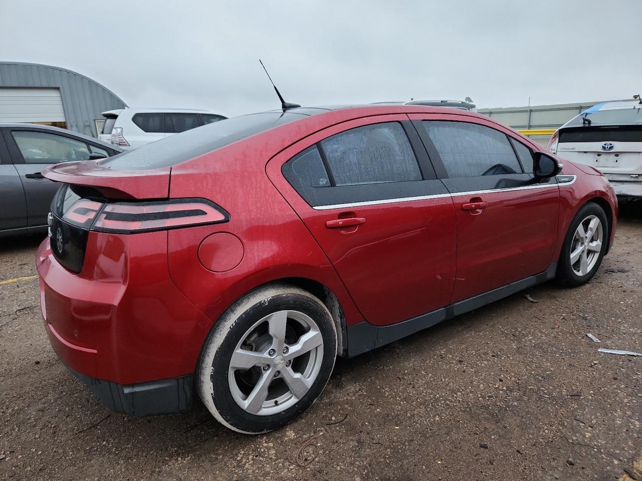 2012 Chevrolet Volt - Image 3