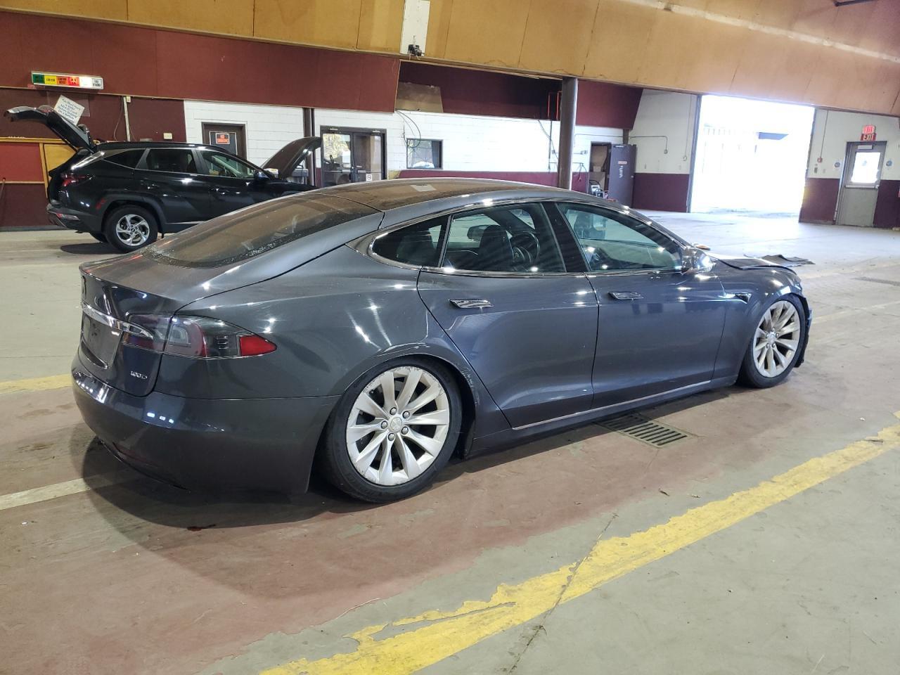 2018 Tesla Model S - Image 3