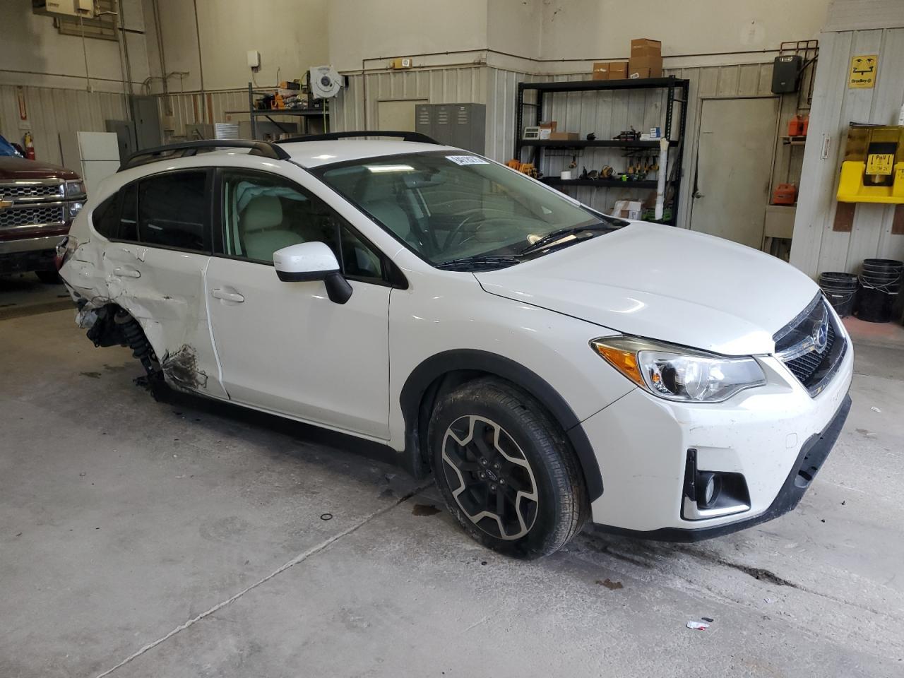 2017 Subaru Crosstrek Premium - Image 4