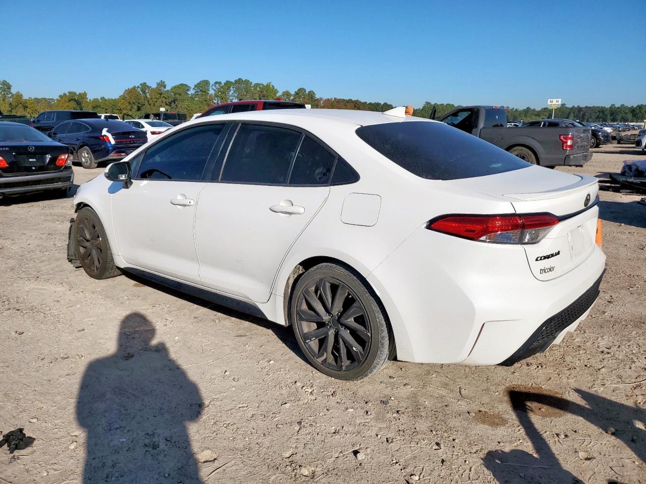 2020 Toyota Corolla Se - Image 2