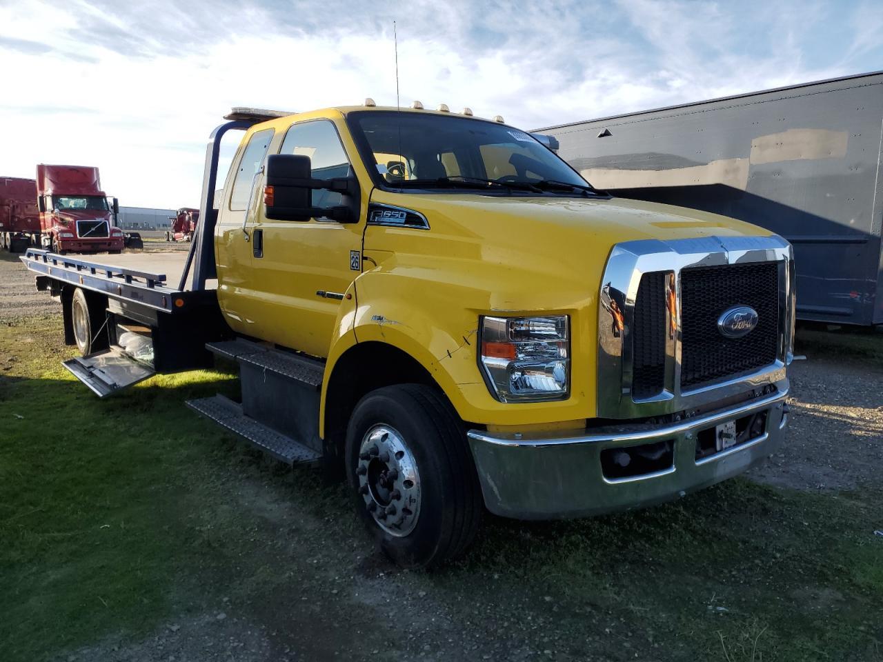 2019 Ford F650 Super - Image 4