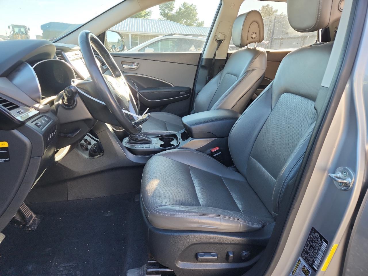 2015 Hyundai Santa Fe Limited - Image 7