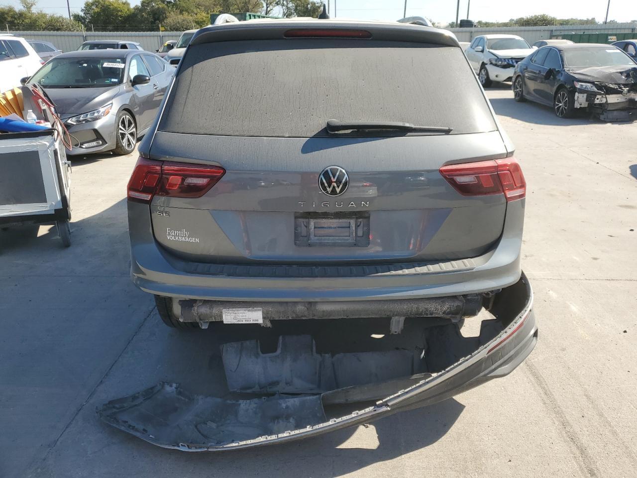 2024 Volkswagen Tiguan Se - Image 6