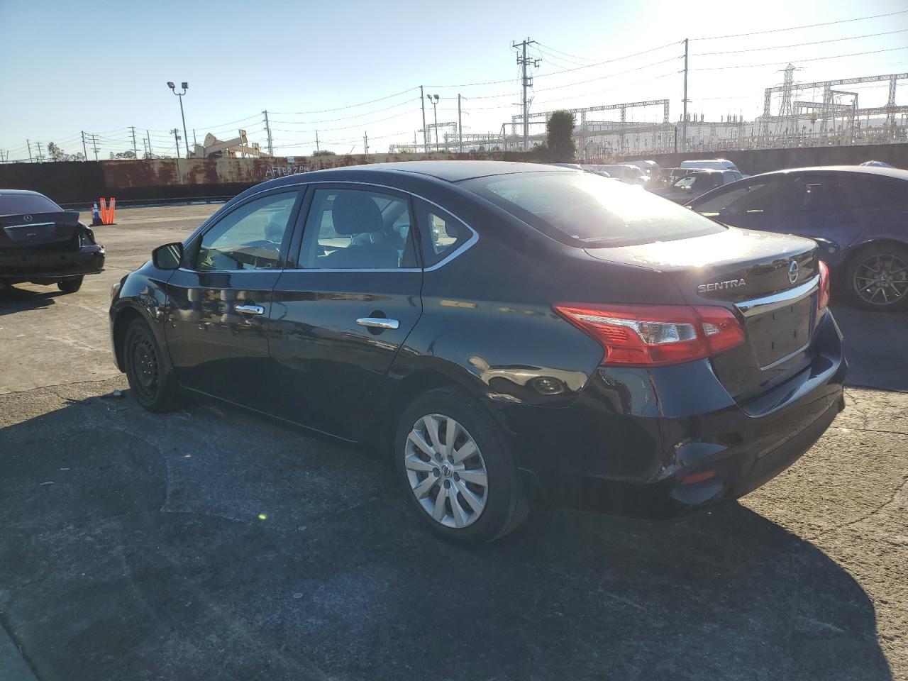 2016 Nissan Sentra S - Image 2