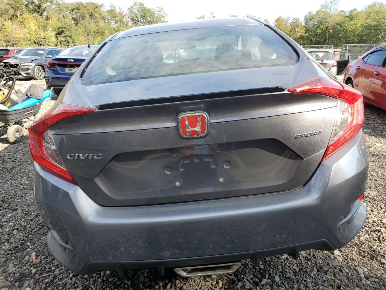 2019 Honda Civic Sport - Image 6