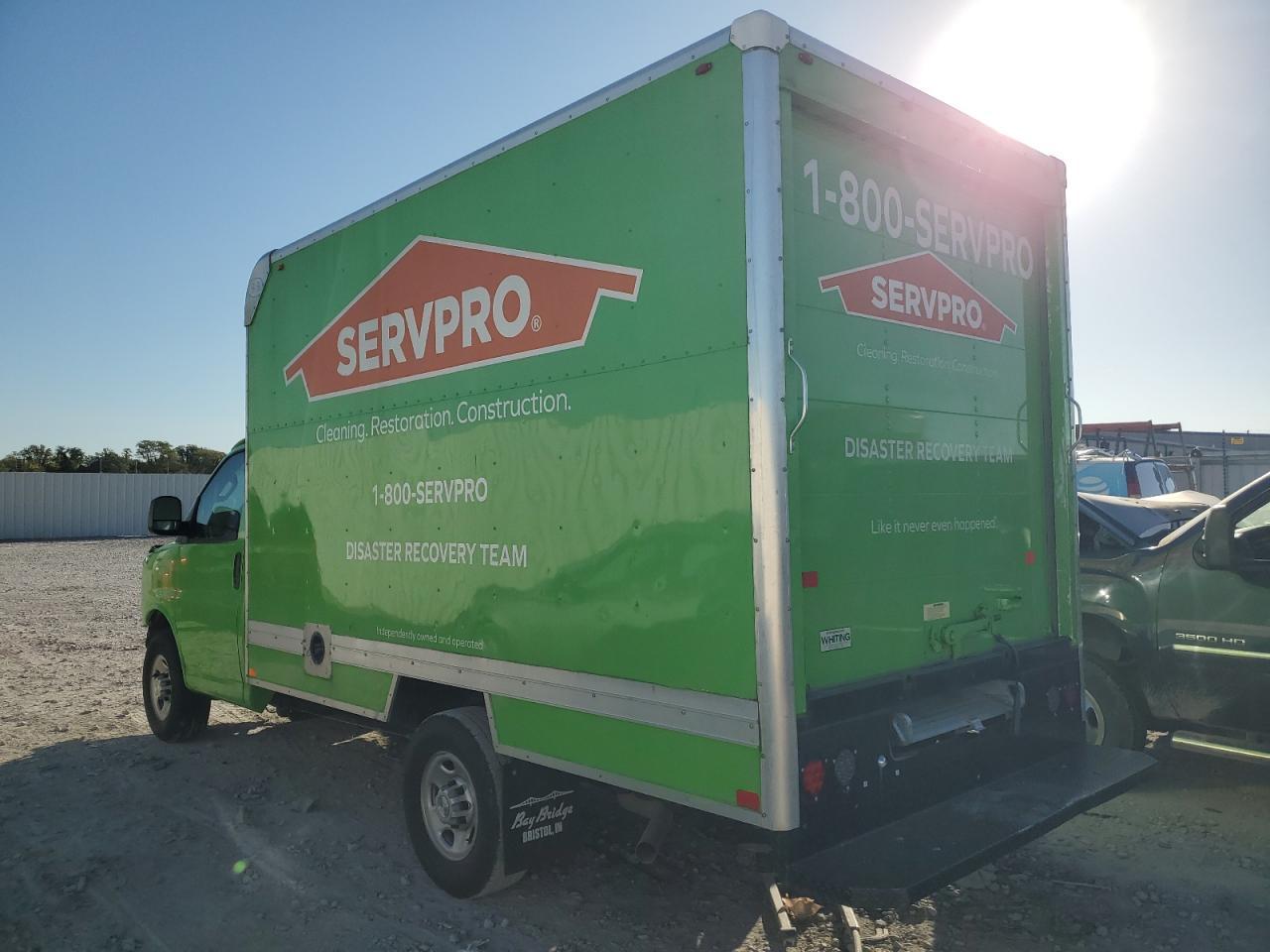 2023 Chevrolet Express G3500 - Фото 2